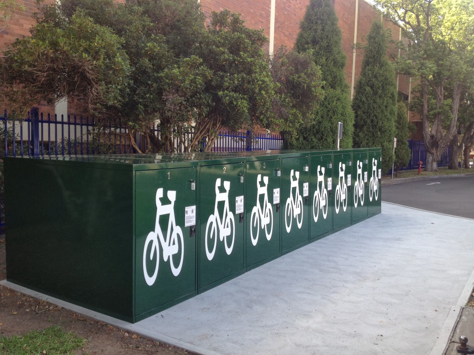 Public best sale bike storage